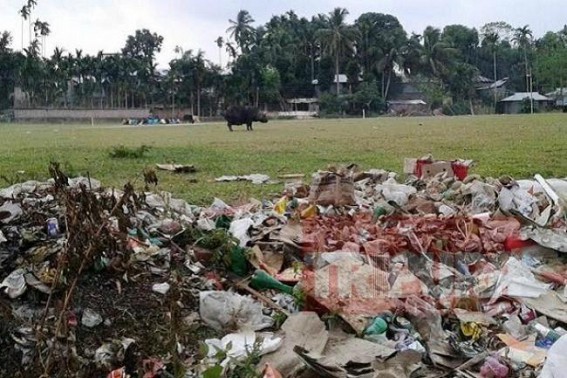 Garbage being piled at Kamalpur Dashamighat field: Municipal Corporation found burning wastes as the only remedy